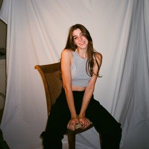 Meet your Posher, Isabelle